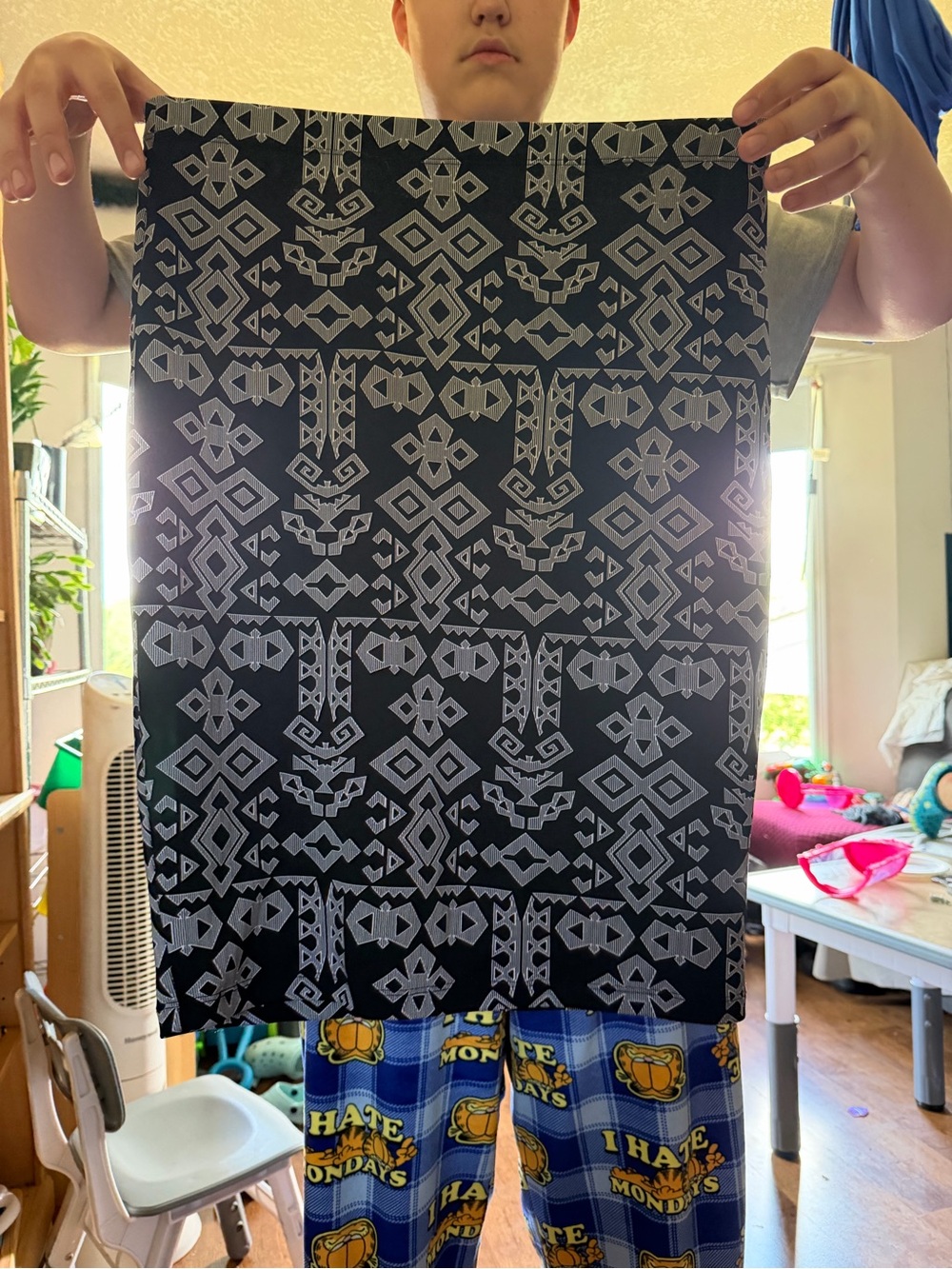 Forever 21 Plus Black and White Tribal Print skirt - 2X